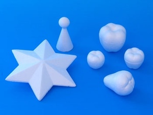 Frau&eth; stj&ouml;rnur, dukkur, epli og perur