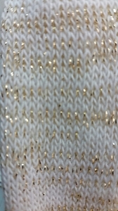 Hv&iacute;tur- gylltur &thorn;r&aacute;&eth;ur